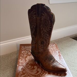 Justin Boots Brown Heeled Cowgirl Boots